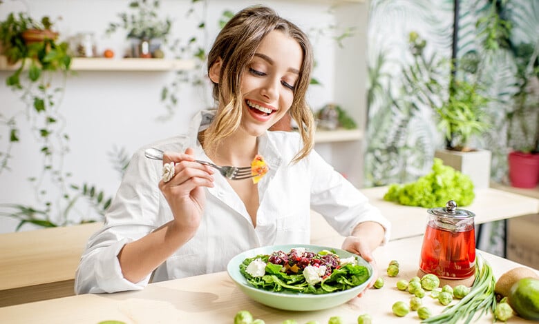 Vitaminas y minerales esenciales para la salud femenina